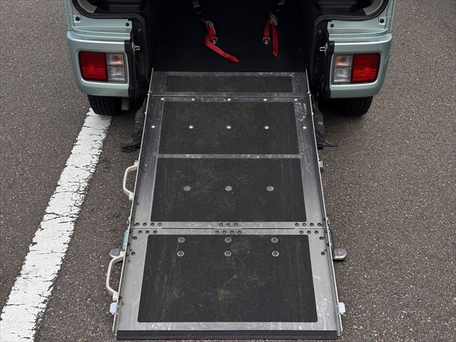 ＮＶ１００クリッパーリオ スロープ　４ＷＤ