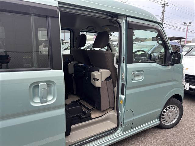 ＮＶ１００クリッパーリオ スロープ　４ＷＤ