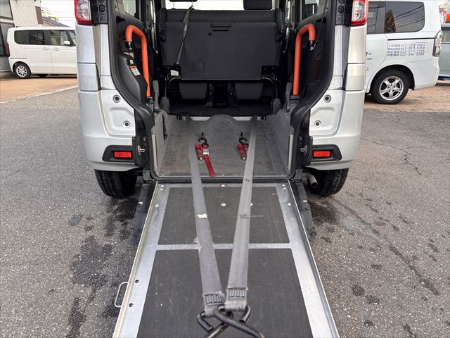 スペーシア 車いす移動車 E