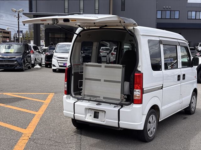 エブリイワゴン スローパー 4WD