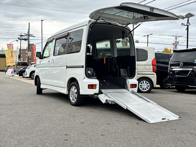 アトレーワゴン スローパー ＳＡ３ ４ＷＤ