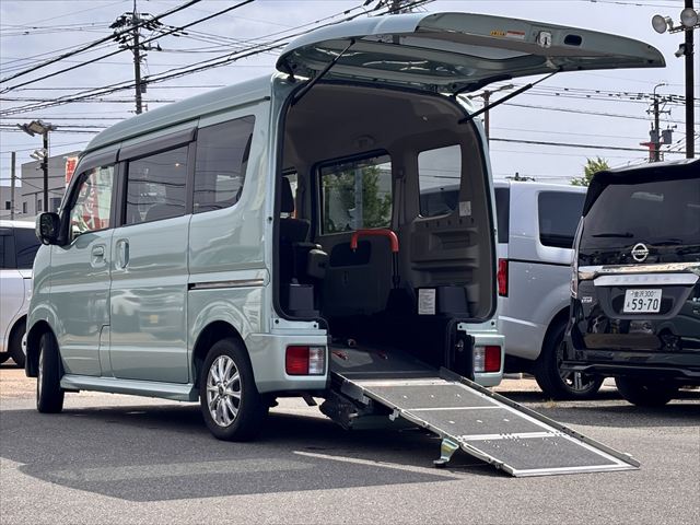 ＮＶ１００クリッパーリオ E チェアキャブ　スロープ　４ＷＤ