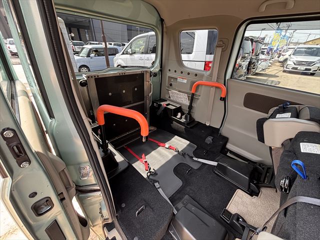 ＮＶ１００クリッパーリオ E チェアキャブ　スロープ　４ＷＤ