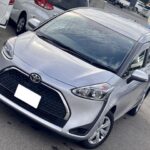 トヨタシエンタ G 助手席回転チルトシート 4WD