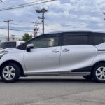 トヨタシエンタ G 助手席回転チルトシート 4WD