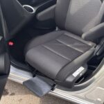 トヨタシエンタ G 助手席回転チルトシート 4WD