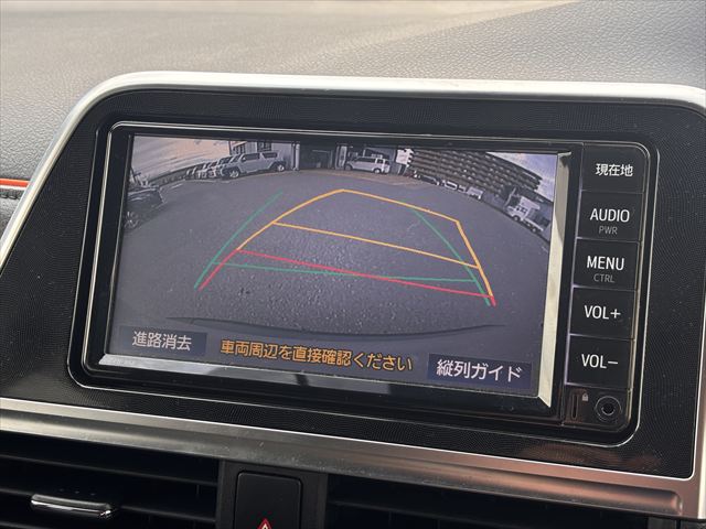トヨタシエンタ Ｇ 助手席回転チルトシート 4WD
