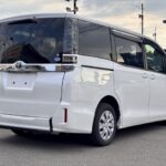 ヴォクシー X スロープ タイプ1 4WD 車いす2人