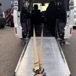 ヴォクシー X スロープ タイプ1 4WD 車いす2人