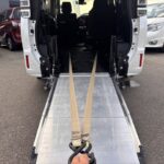 ヴォクシー X スロープ タイプ1 4WD 車いす2人