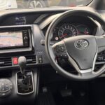 ヴォクシー X スロープ タイプ1 4WD 車いす2人