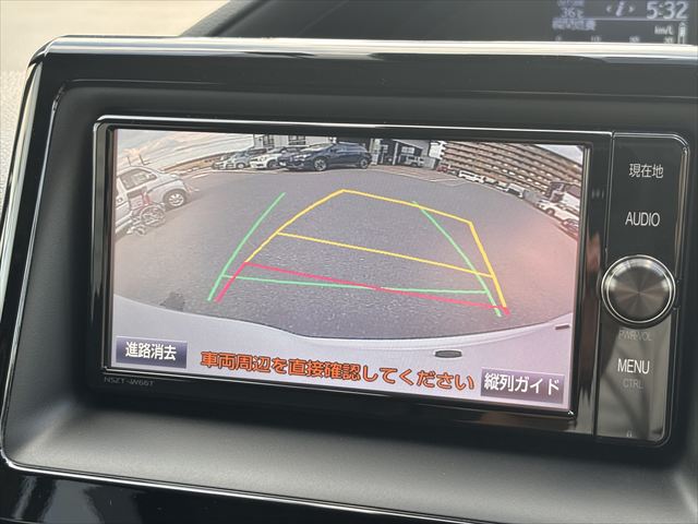 ヴォクシー X スロープ タイプ1 4WD 車いす2人