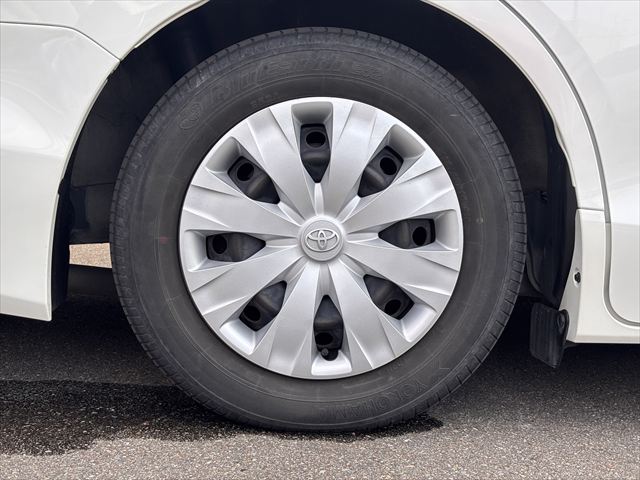 ヴォクシー X スロープ タイプ1 4WD 車いす2人