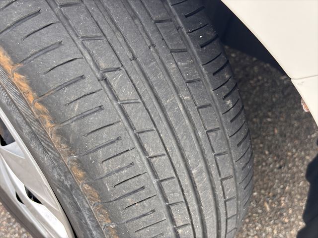 ヴォクシー X スロープ タイプ1 4WD 車いす2人
