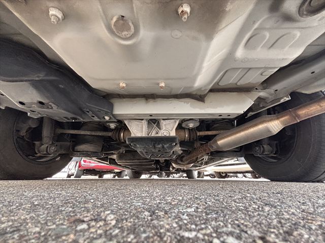 ヴォクシー X スロープ タイプ1 4WD 車いす2人