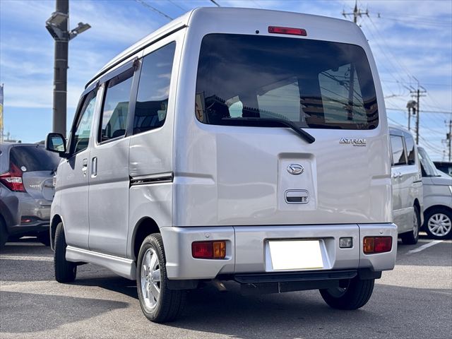 アトレーワゴン スローパー 4WD