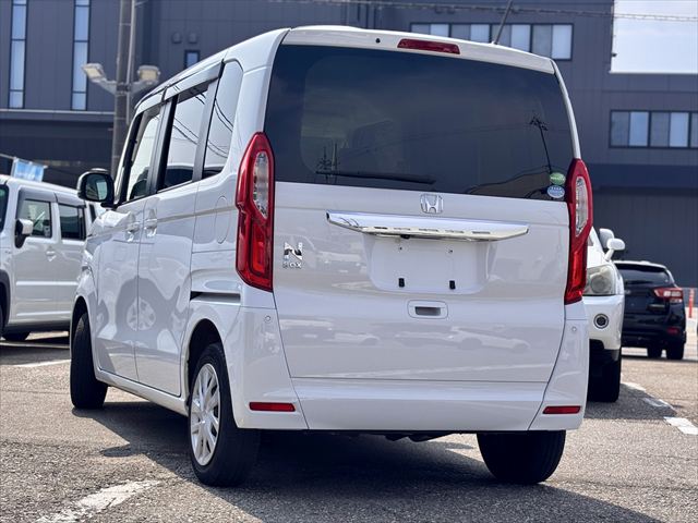 N-BOX G スロープ ホンダセンシング 4WD