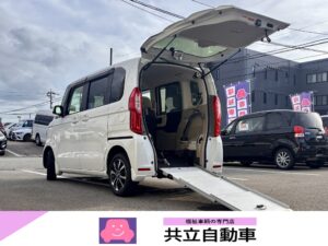 NBOX Gスロープ Lターボホンダセンシング 4WD