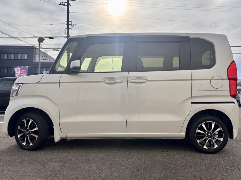 NBOX Gスロープ Lターボホンダセンシング 4WD