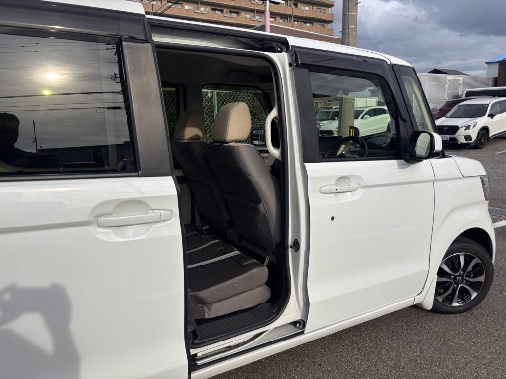 NBOX Gスロープ Lターボホンダセンシング 4WD