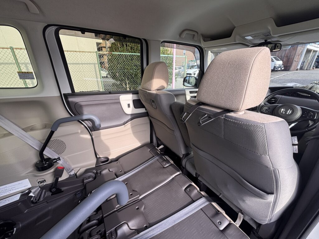 NBOX Gスロープ Lターボホンダセンシング 4WD