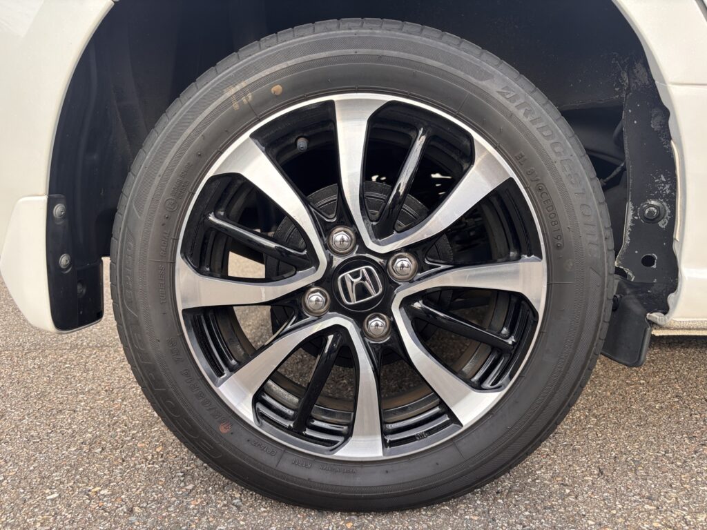 NBOX Gスロープ Lターボホンダセンシング 4WD