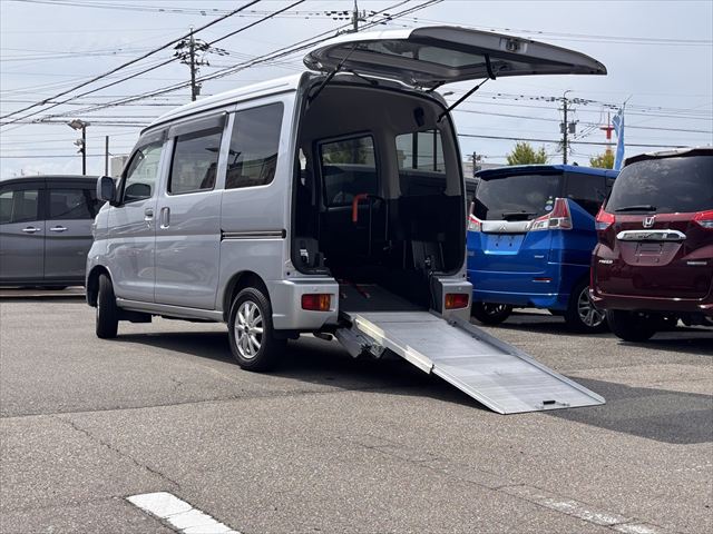 ハイゼットカーゴ スローパー SA3 4WD