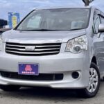ノア X Lセレクション タイプ1 車いす2名仕様 4WD