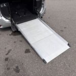 ノア X Lセレクション タイプ1 車いす2名仕様 4WD