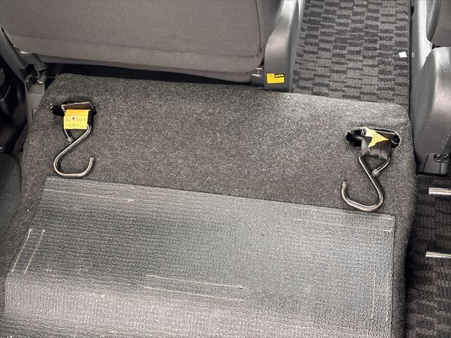 ノア X Lセレクション タイプ1 車いす2名仕様 4WD