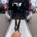 ノア X Lセレクション タイプ1 車いす2名仕様 4WD