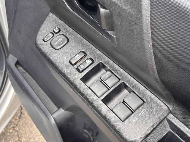 ノア X Lセレクション タイプ1 車いす2名仕様 4WD