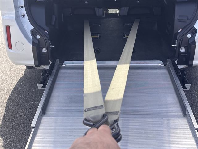 ノア X ウェルキャブ タイプ2 4WD