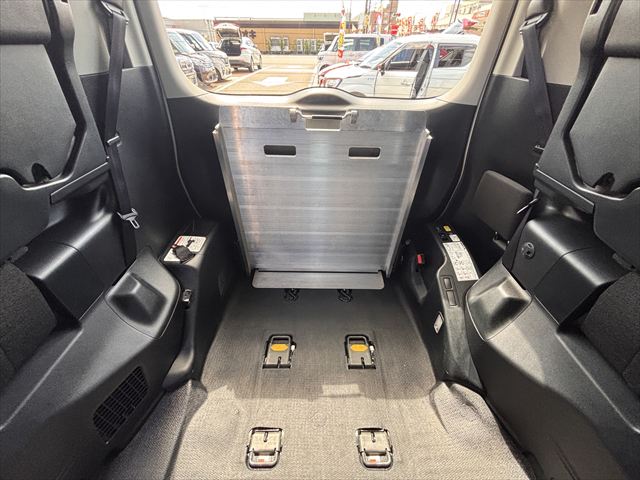 ノア X ウェルキャブ タイプ2 4WD