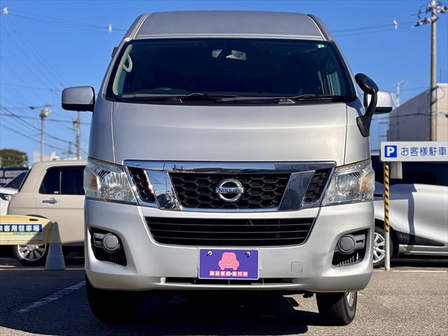 NV350キャラバン チェアキャブ リアリフト 4WD 車いす4人