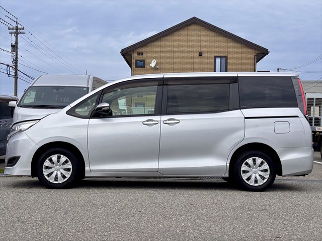ノア X タイプ1 車いす2人 4WD