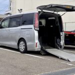 ノア X タイプ1 車いす2人 4WD