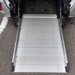 ノア X タイプ1 車いす2人 4WD