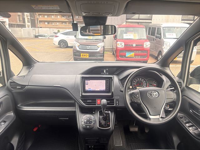ノア X タイプ1 車いす2人 4WD