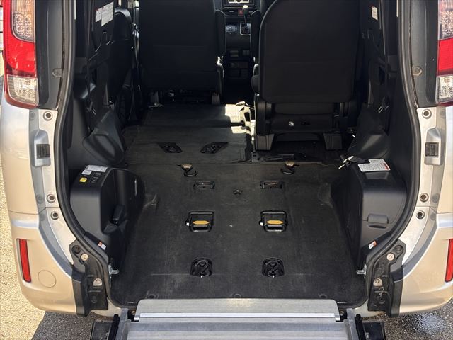 ★準備中★ノア X タイプ1 車いす2人 4WD