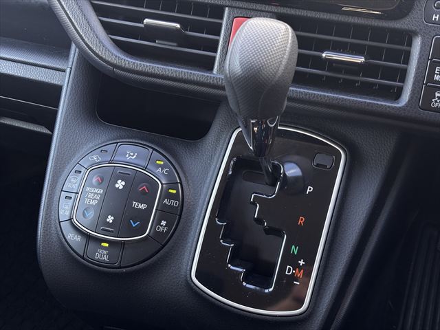★準備中★ノア X タイプ1 車いす2人 4WD