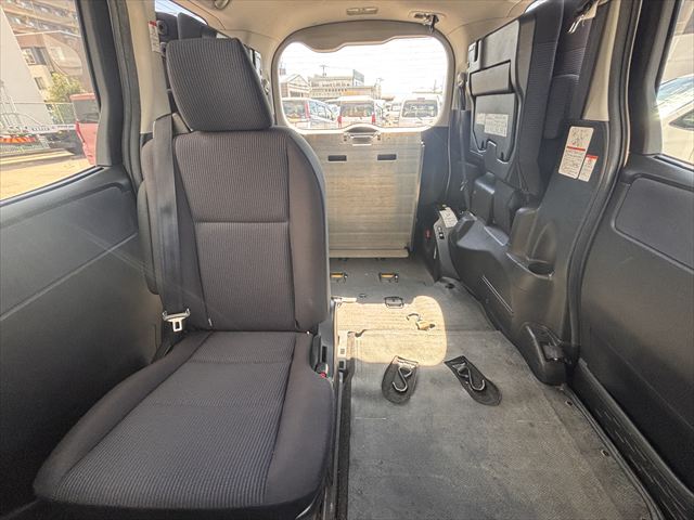 ★準備中★ノア X タイプ1 車いす2人 4WD