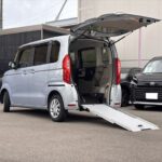 NBOX Gスロープ Lターボ 4WD