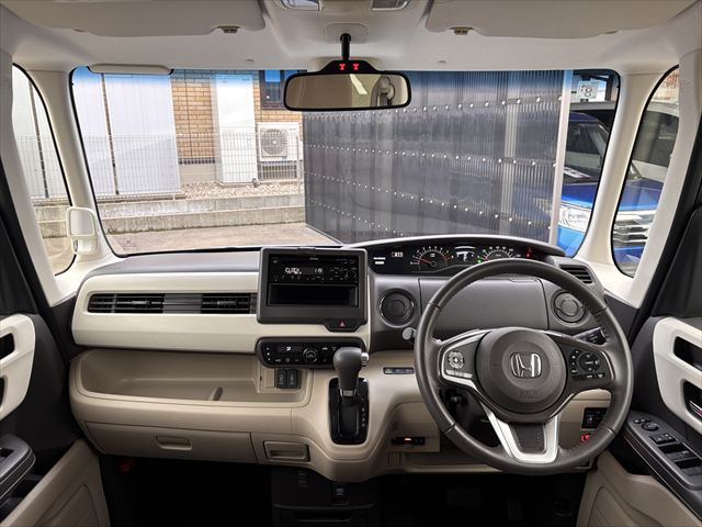 NBOX Gスロープ Lターボ 4WD