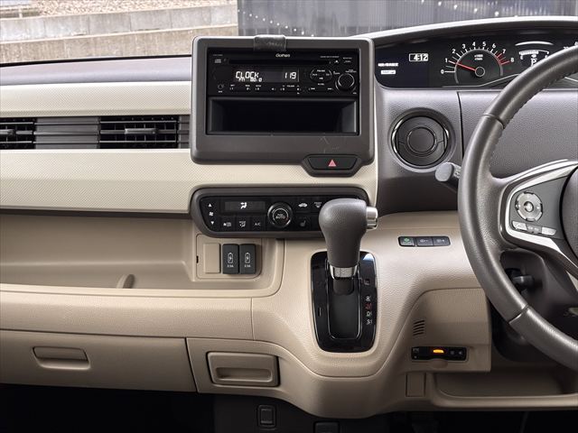 NBOX Gスロープ Lターボ 4WD