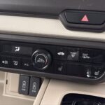 NBOX Gスロープ Lターボ 4WD