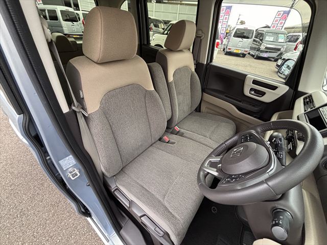 NBOX Gスロープ Lターボ 4WD