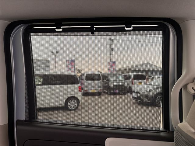 NBOX Gスロープ Lターボ 4WD