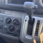 NV350キャラバン チェアキャブ リアリフト 4WD 車いす4人