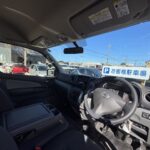 NV350キャラバン チェアキャブ リアリフト 4WD 車いす4人